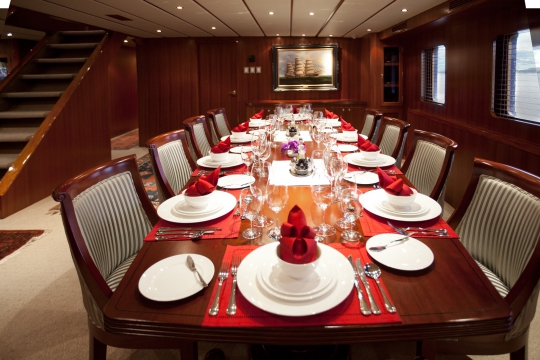 Motor Yacht Northern Sun for charter - dining table 1