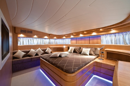 Motor Yacht Paris A Maiora for charter - vip cabin