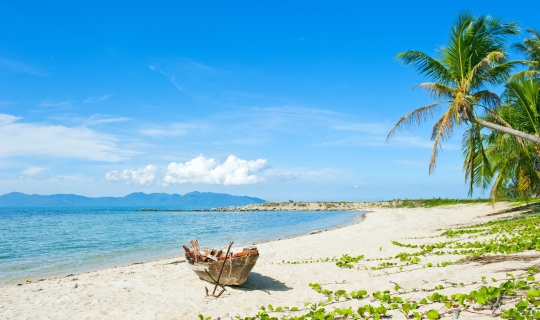Vietnam - beach.jpg