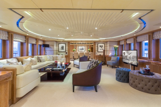 Motor Yacht QM of London Benetti for charter - main salon