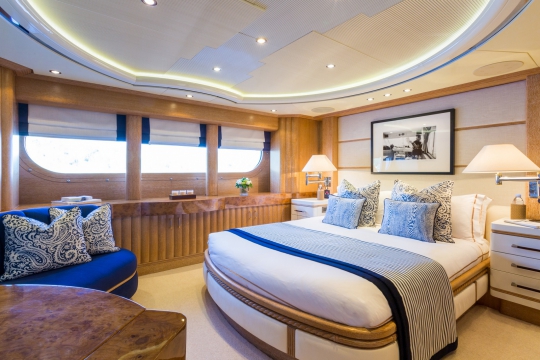 Motor Yacht QM of London Benetti for charter - vip cabin