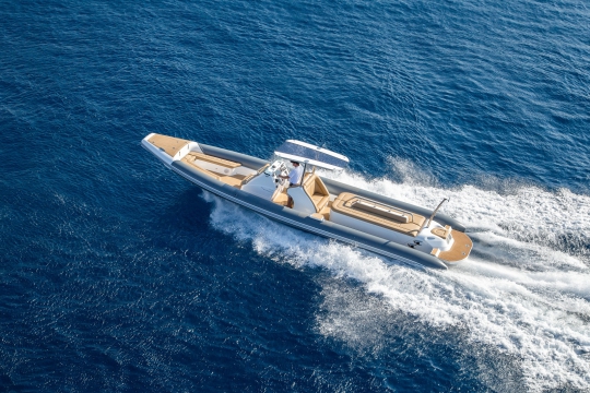 Motor Yacht QM of London Benetti for charter - tender