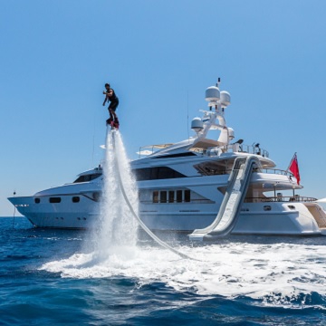 air yacht benetti