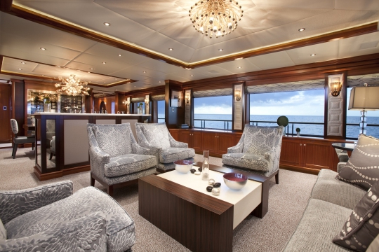 Motor Yacht Rockstar Trinity for charter - main salon 1
