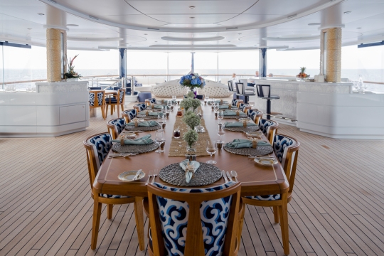 Motor Yacht Solandge - alfresco dining