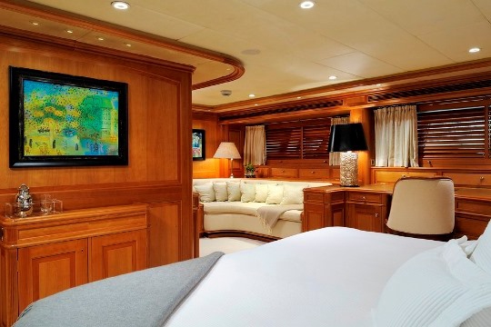 Sailing Yacht Drumbeat Alloy yacht for charter - master stateroom