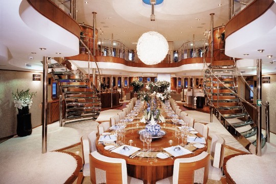 Motor Yacht Sherakhan - dining