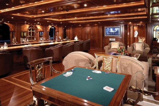 Motor Yacht Apogee for sale - game table