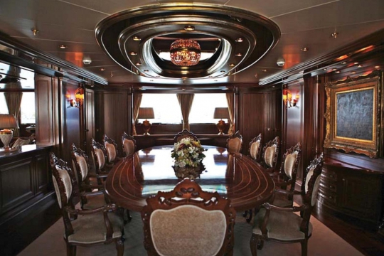 Motor Yacht Apogee for sale - dining