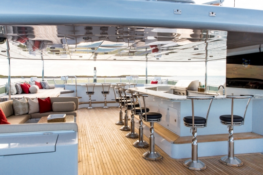 Motor Yacht Remember When Christensen for charter - sundeck bar