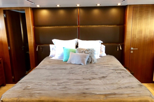 Sanlorenzo SL 88 yacht for sale - master stateroom