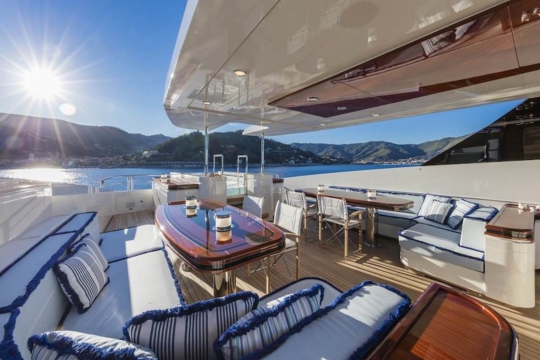 Ipanema - Mondomarine Ipanema yacht for sale - sundeck.jpg