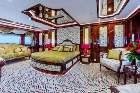 Ipanema - Mondomarine Ipanema yacht for sale - master stateroom.jpg