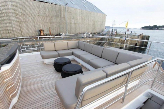 Princess 35M - Princess 35M yacht for sale - flybridge seating.jpg