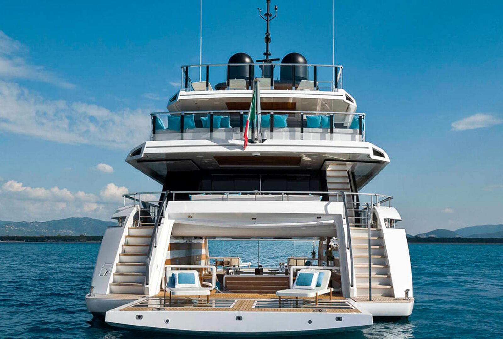 Mangusta Oceano 43 Yacht New Build Overmarine Yacht for 