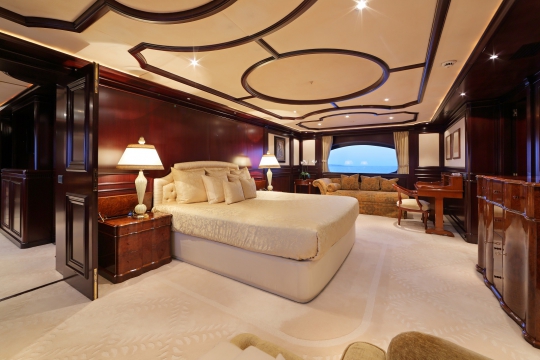 Motor Yacht Eleni CBI navi for charter - master stateroom