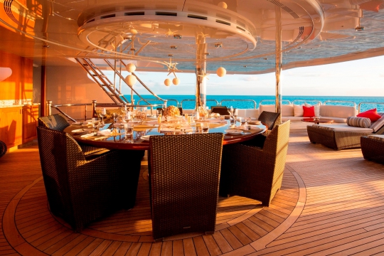 Motor Yacht Remember When Christensen for charter - alfresco dining
