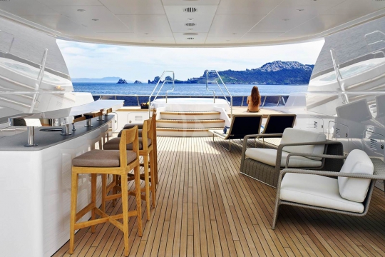 Heesen 47 - Heesen yacht Asya for sale - sundeck.jpg