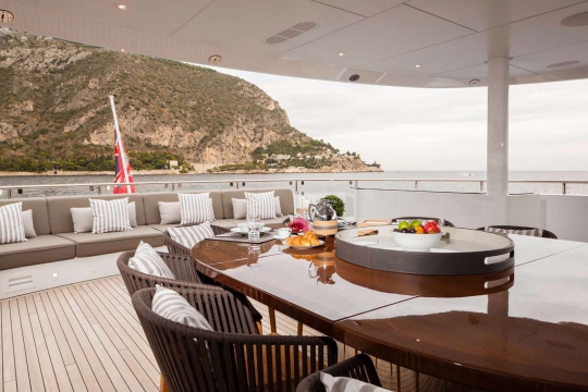 Heesen Como - Como Heesen yacht for sale - upper deck aft