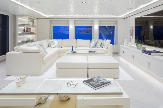 Roe - Turquoise yacht ROE for sale - upper deck salon.jpg