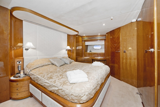 Motor Yacht Anne Viking Princess for charter - vip cabin