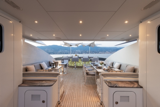 Heesen Estel yacht for sale - Sundeck seating