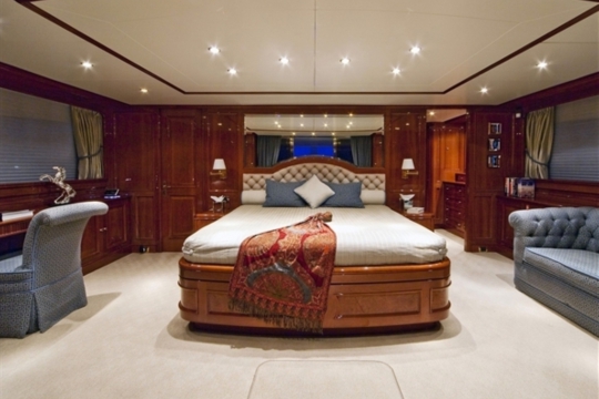 Sea Century - Sea Century Benetti classic 115 yacht for sale master stateroom 2