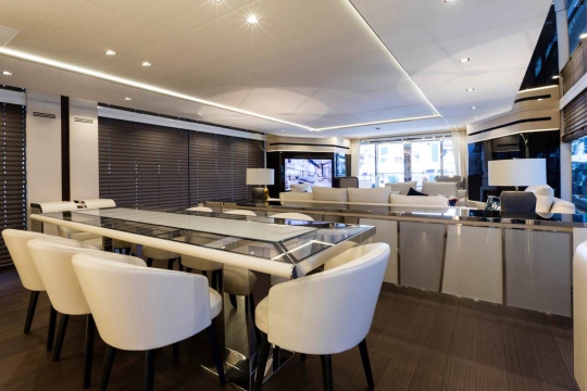 Eva 4.Eva - Mangusta Oceano 43 yacht for sale - main deck salon 3.jpg