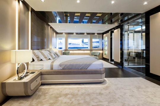 Eva 4.Eva - Mangusta Oceano 43 yacht for sale - master stateroom.jpg