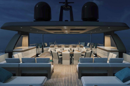 Mangusta Oceano 44 for sale - sundeck by night