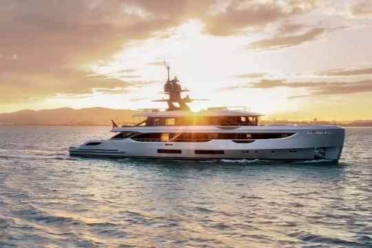 Benetti Oasis 40 for sale - cruising 2