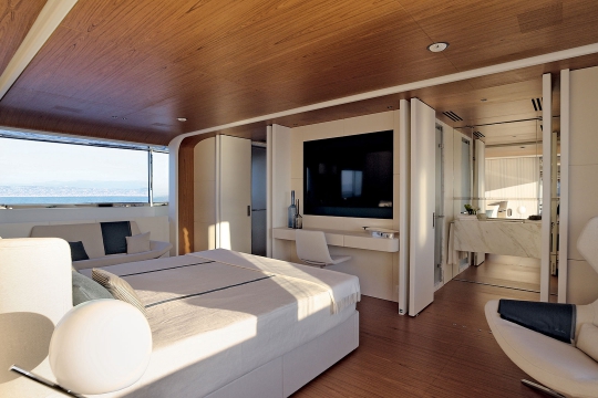 Benetti Motopanfilo 37 for sale - master stateroom 2