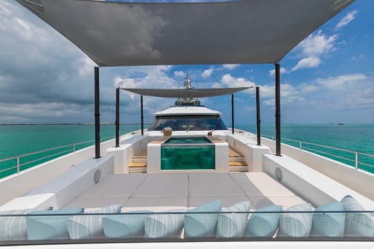 EIV Rossinavi for sale - foredeck 2