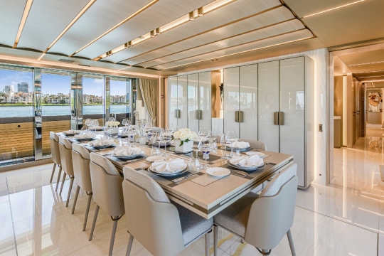 EIV Rossinavi for sale - main dining area
