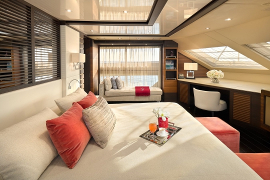 Lady MRD Benetti Crystal for sale - master stateroom 2