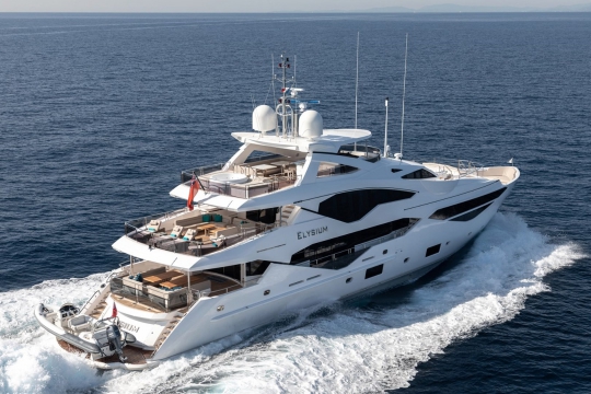 Elysium Sunseeker 131 for sale - cruising