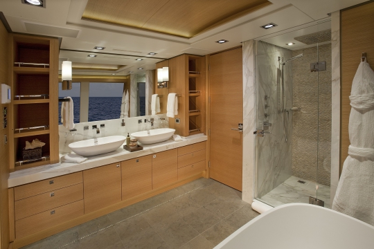 Motor Yacht Big Fish for charter - vip bathroom