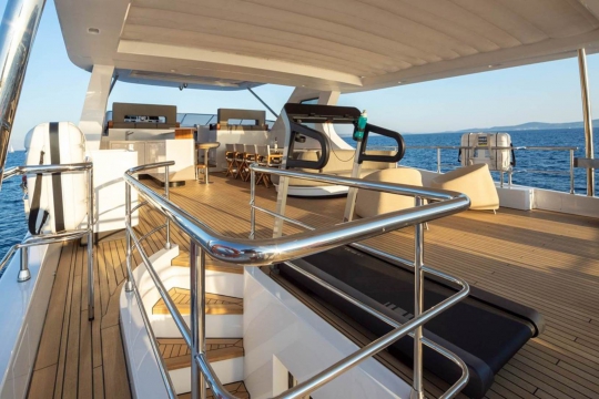 Iryna Azimut 35 yacht for sale - flybridge