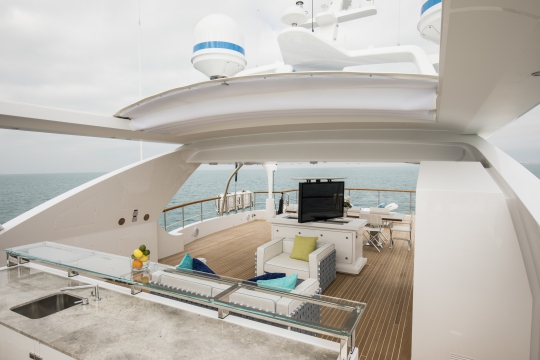 Skyler Benetti yacht for sale - sundeck 4