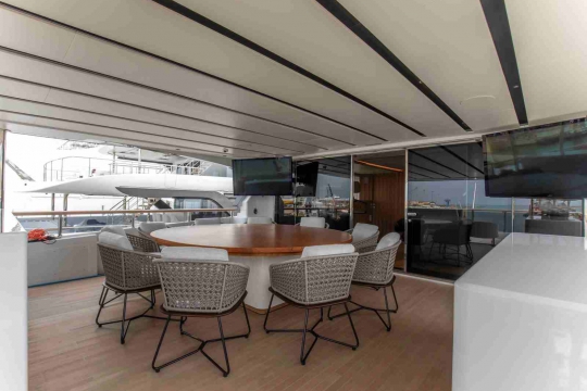 Mediterraneo 116 - Benetti yacht for sale - upper deck dining.jpg