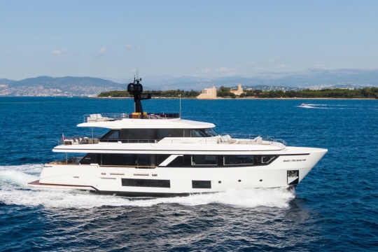 Mrs G Custom Line Navetta 30 yacht for sale - cruising 3