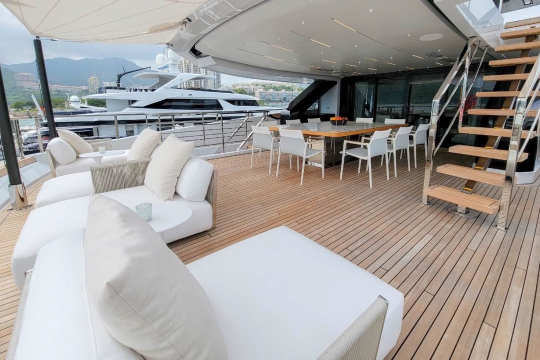 KAMAKASA - Sanlorenzo Alloy 44 yacht for sale - Upper Deck Aft