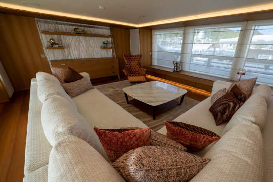 Lars - Sanlorenzo 500EXP yacht for sale - Main deck salon 2