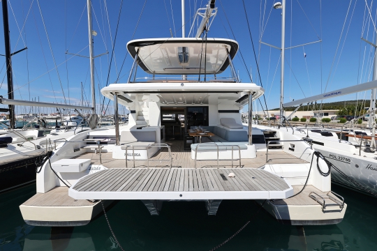Saliska - Lagoon 55 Catamaran Yacht for sale - Swim Platform