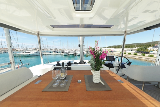 Saliska - Lagoon 55 Catamaran Yacht for sale - Flybridge 3