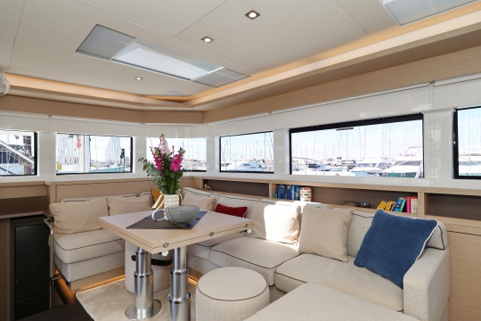 Saliska - Lagoon 55 Catamaran Yacht for sale - Salon 1