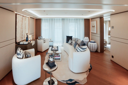 Moonstone - Master Lounge