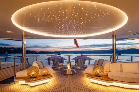 Oceanbird - Deck Aft