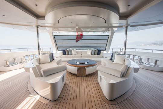 Florentia - Deck Aft Seating