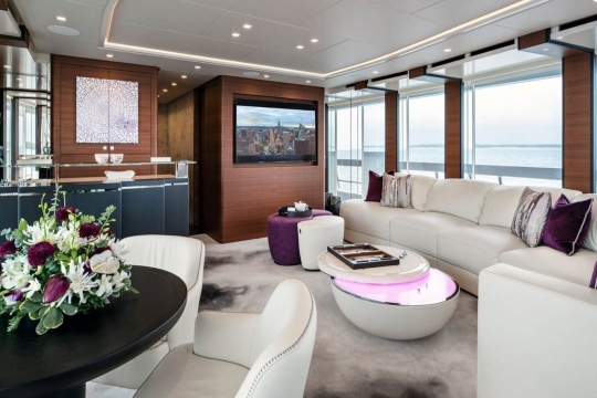 Ela - Upper deck salon 2